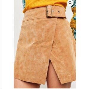 FREE PEOPLE Ari Faux Suede Mini Wrap Skirt Camel Brown Festival Size 12 NWT